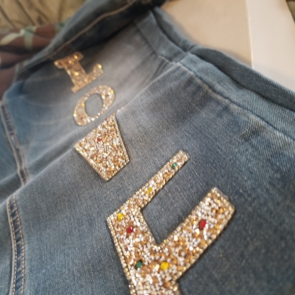 Size 14 LOVE Embroidered jeans - Picture 3 of 13